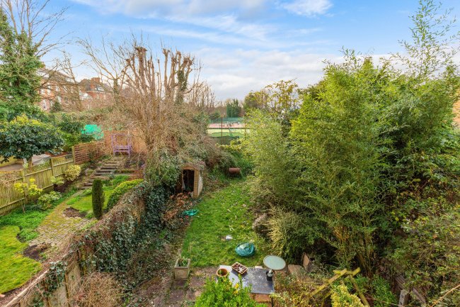 5 Coolhurst Road, Crouch End, London, N8 8EP 3