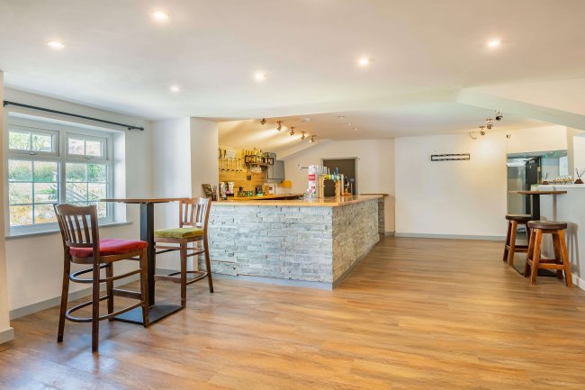 The Little Jockey , Berthon Road, Little Mill, Pontypool, Gwent, NP4 0HL 9