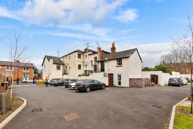 Rear Office at 55 Baker Street, Reading, Berkshire, RG1 7XX 8