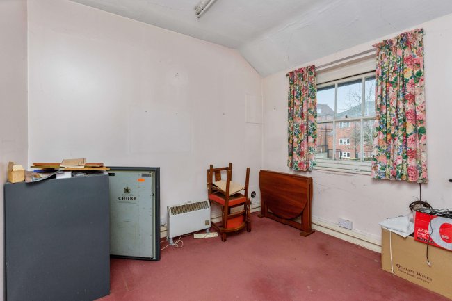 Rear Office at 55 Baker Street, Reading, Berkshire, RG1 7XX 8