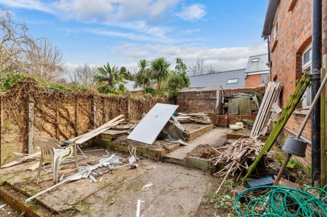 Rear Office at 55 Baker Street, Reading, Berkshire, RG1 7XX 8