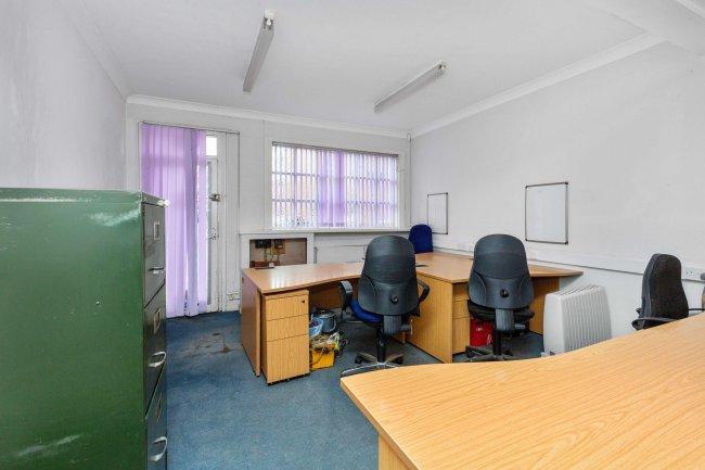 55a Baker Street, Reading, Berkshire, RG1 7XX 7