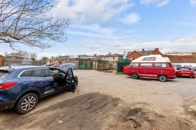 6-8 High St, Theale, Reading, RG7 5AN 9