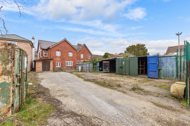 6-8 High St, Theale, Reading, RG7 5AN 9