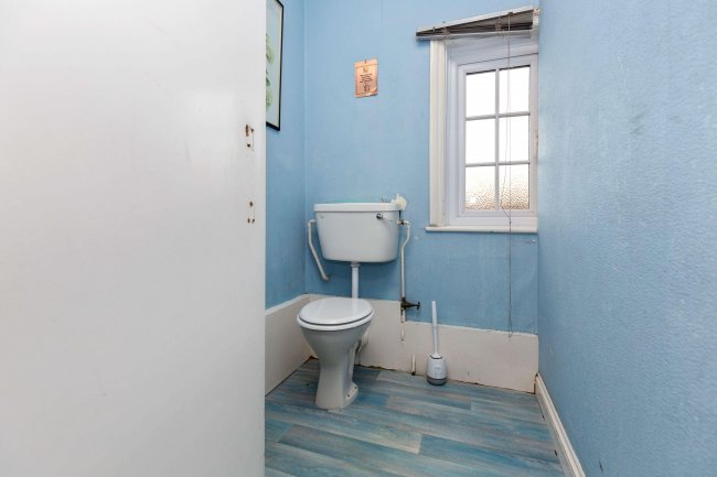 6-8 High St, Theale, Reading, RG7 5AN 9