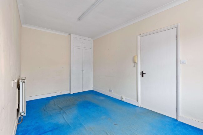 6-8 High St, Theale, Reading, RG7 5AN 9