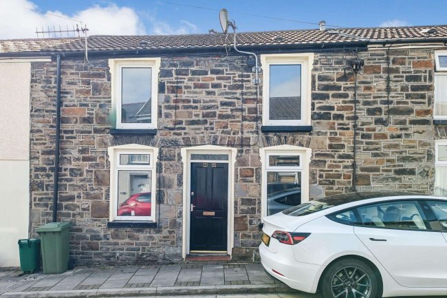 25 Griffith Street, Aberdare CF44 7LW 2
