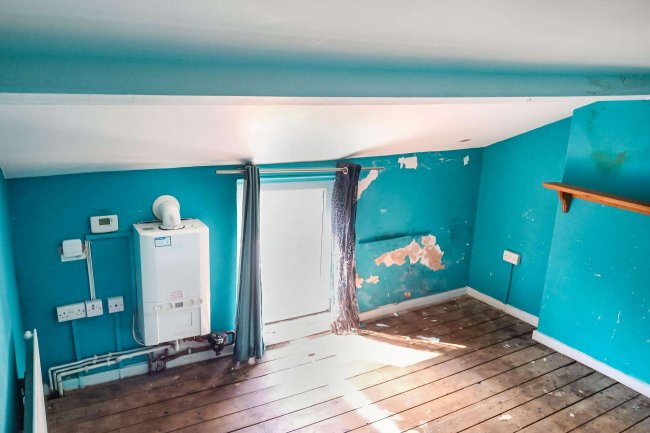 25 Griffith Street, Aberdare CF44 7LW 2