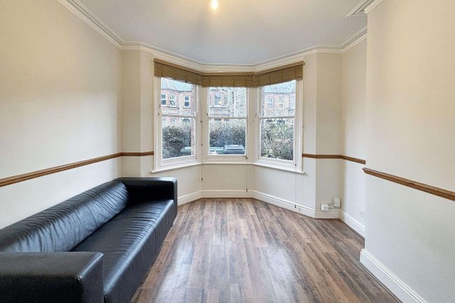 77 Edward Road, Walthamstow, London E17 6PB 9