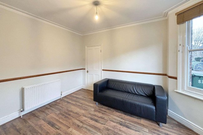 77 Edward Road, Walthamstow, London E17 6PB 9