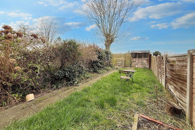 77 Edward Road, Walthamstow, London E17 6PB 9