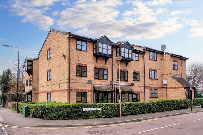 Flat 6, Read Court,1 Gandhi Close, Walthamstow, E17 8JX 7