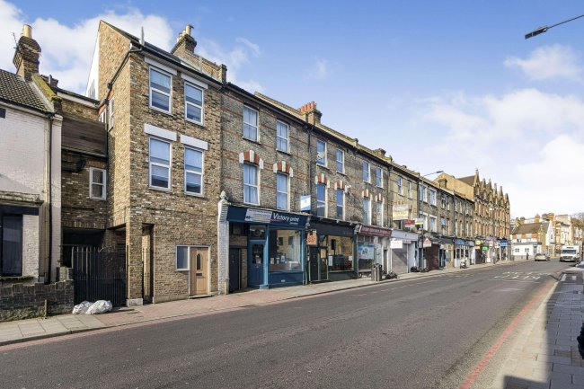 47 Trinity Road, Tooting, London, SW17 7SD 5