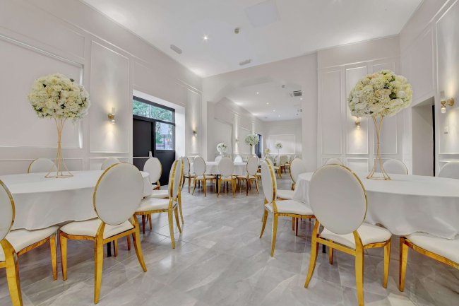 M'Nuchah, 392 Camden Road, London, N7 0SJ 3