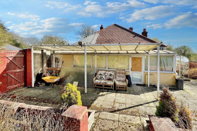 Glebe Bungalow, Ludlow Drive, Stirchley Village Telford, Shropshire, TF3 1DY 2