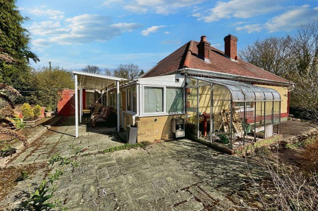 Glebe Bungalow, Ludlow Drive, Stirchley Village Telford, Shropshire, TF3 1DY 2