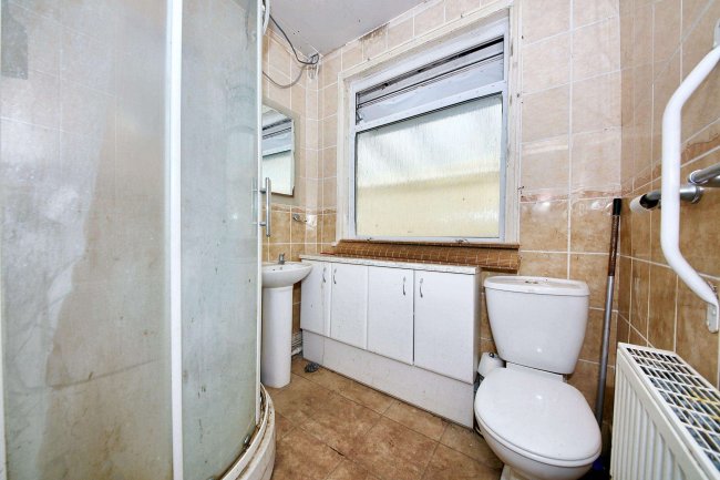 Glebe Bungalow, Ludlow Drive, Stirchley Village Telford, Shropshire, TF3 1DY 2