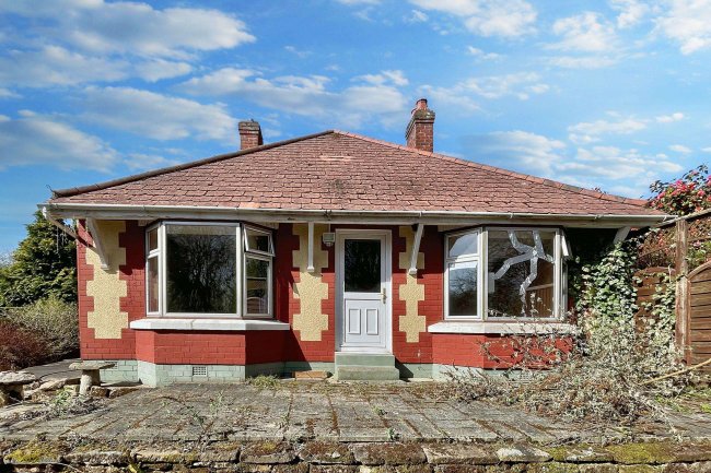 Glebe Bungalow, Ludlow Drive, Stirchley Village Telford, Shropshire, TF3 1DY 2