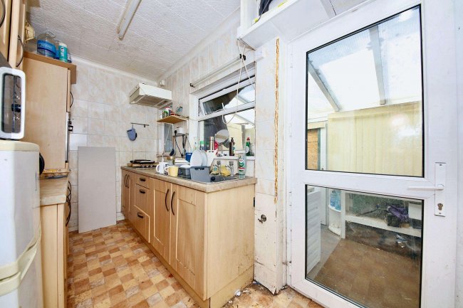 Glebe Bungalow, Ludlow Drive, Stirchley Village Telford, Shropshire, TF3 1DY 2