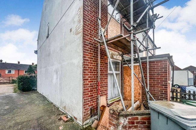 4 Neville Road, Norwich, NR7 8DS 8