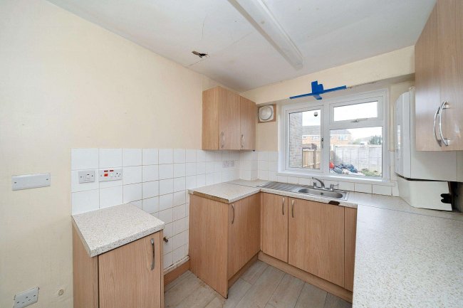 7 Wordsworth Road, Thatcham, Berkshire, RG18 3FP 7