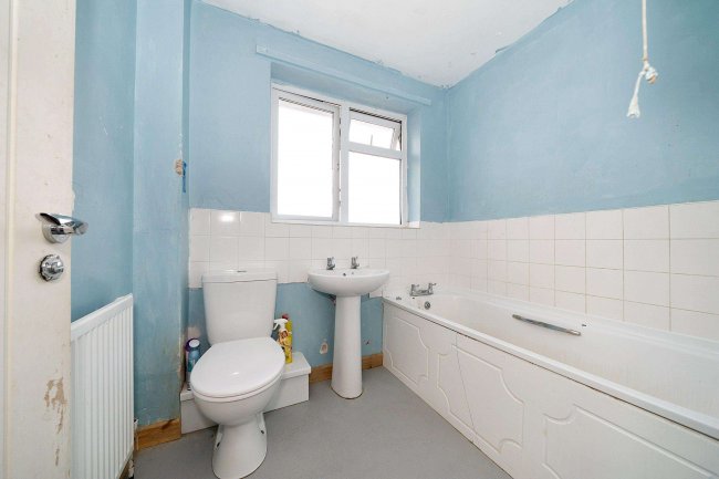 7 Wordsworth Road, Thatcham, Berkshire, RG18 3FP 7