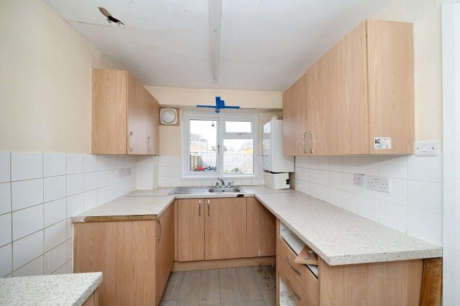 7 Wordsworth Road, Thatcham, Berkshire, RG18 3FP 7