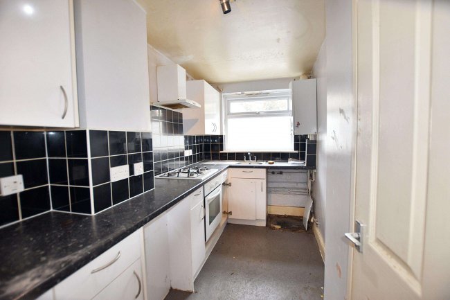 32 Robson Road, West Norwood, London, SE27 9LA 8