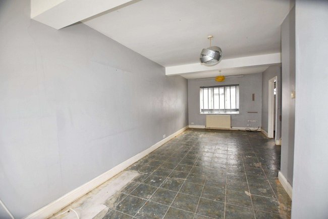 32 Robson Road, West Norwood, London, SE27 9LA 8