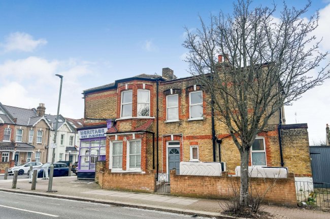 40/42 Brookwood Road, Southfields, London, SW18 5BQ 8