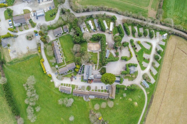 Carvynick Estate, Summercourt, Newquay, Cornwall, TR8 5AF 7