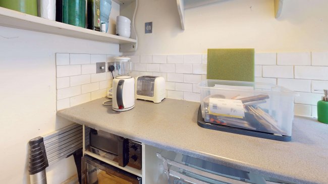 First Floor Flat rear, 24 Tournay Road, Fulham, London, SW6 7UF 1