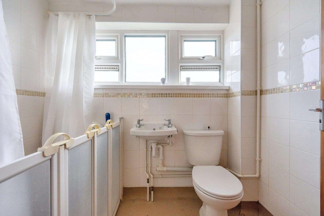 29 Beal Close, Welling, DA16 3EQ 9