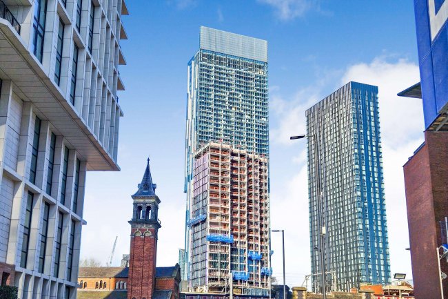 Flat 4401 Beetham Tower, 301 Deansgate, Manchester M3 4LQ 9