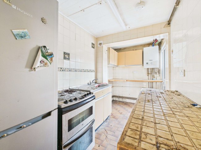 22 Malcolm Road, South Norwood, London, SE25 5HG 8