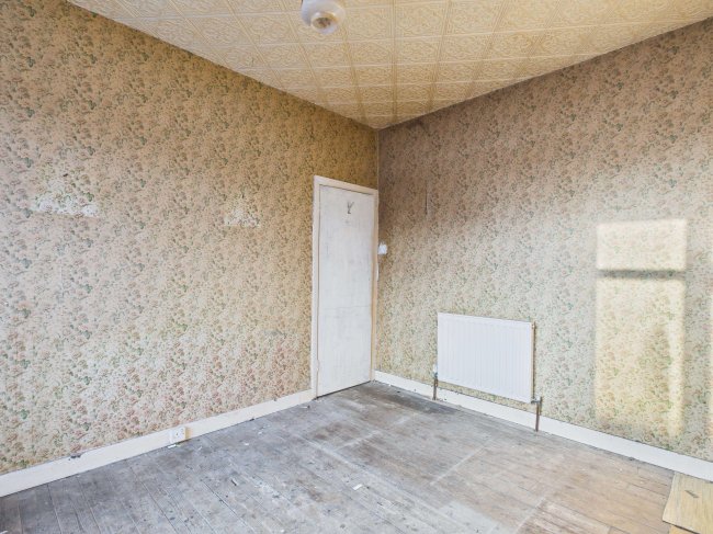 22 Malcolm Road, South Norwood, London, SE25 5HG 8