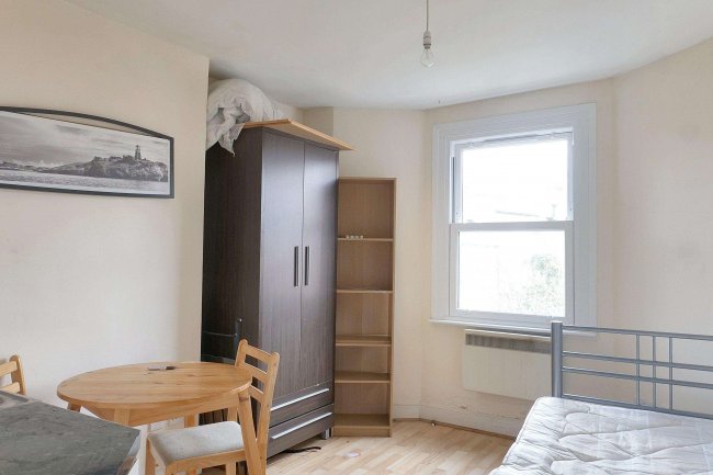 Flat 3, 2 Buxton Road, Willesden, London NW2 5BJ 9