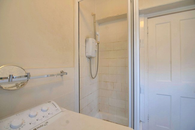 Flat 3, 2 Buxton Road, Willesden, London NW2 5BJ 9