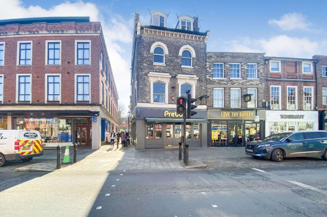 59 High Street, Colchester CO1 1DH 10