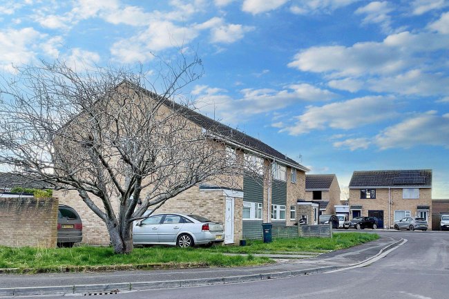 3 Pine Tree Close Bridgwater, TA6 4EQ 10