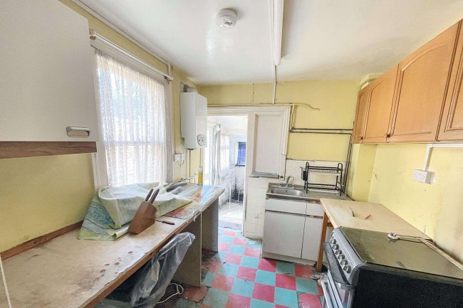 69 Boston Road, Croydon, CR0 3EJ 1