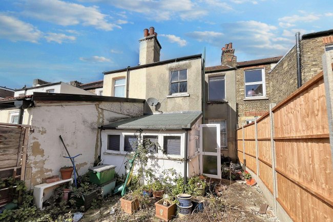 69 Boston Road, Croydon, CR0 3EJ 1