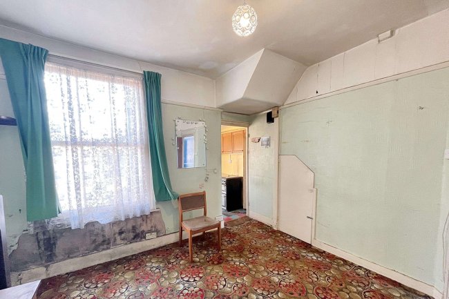 69 Boston Road, Croydon, CR0 3EJ 1