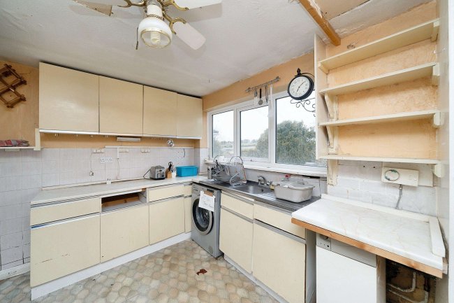 53 Viking Way, Clanfield, Waterlooville, Hampshire, PO8 0HT 6