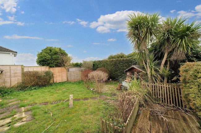 53 Viking Way, Clanfield, Waterlooville, Hampshire, PO8 0HT 6