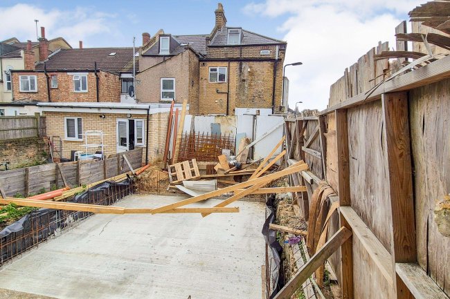 Rear of 25 Langthorne Road, Leytonstone, London, E11 4HL 6