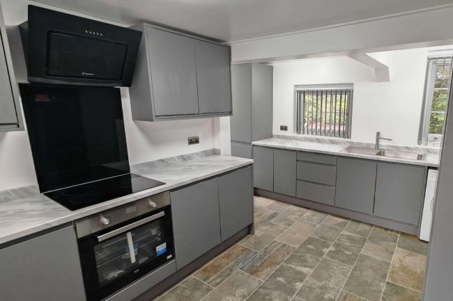 Flat 2, 40 Devonshire Place, Prenton, Cheshire CH43 1TU 5
