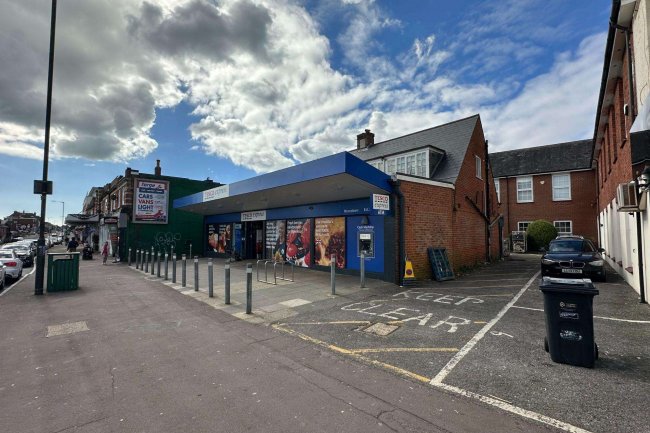 704 Wimborne Road, Moordown, Bournemouth, BH9 2EG 2