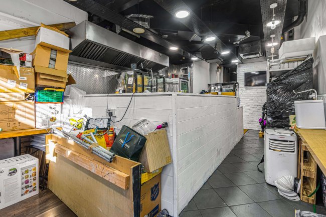 630 Holloway Road, Holloway , London, N19 3NU 9