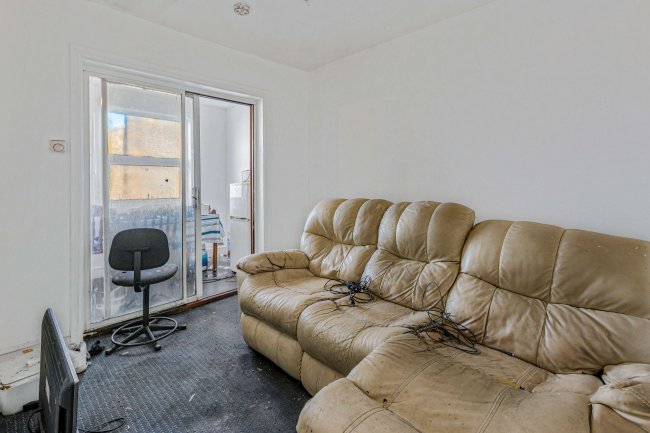 630 Holloway Road, Holloway , London, N19 3NU 9